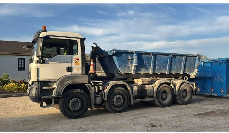 Hook lift truck MAN TGS 35.460 8X4