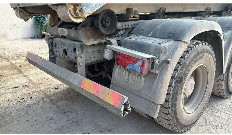 Hook lift truck MAN TGS 35.460 8X4