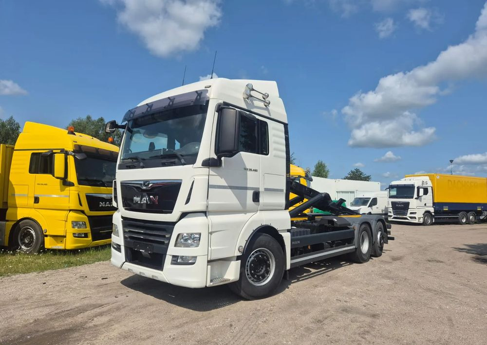 Hook lift truck MAN TGX 26-460 Hakowiec oś skrętna