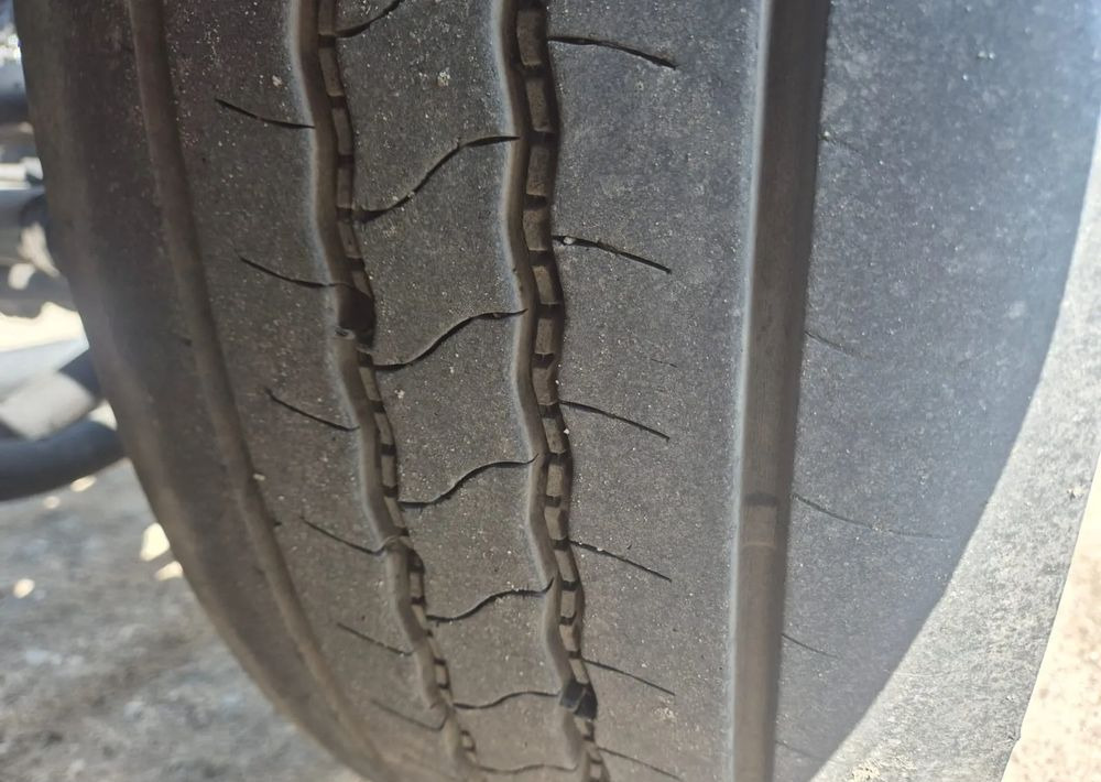 Hook lift truck MAN TGX 26-460 Hakowiec oś skrętna