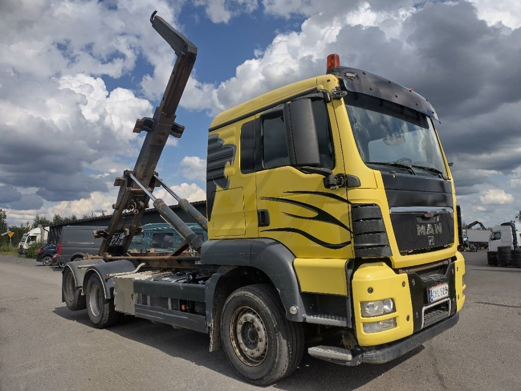 Hook lift truck MAN TGX 26.480 6x2 Vak koukkulaite