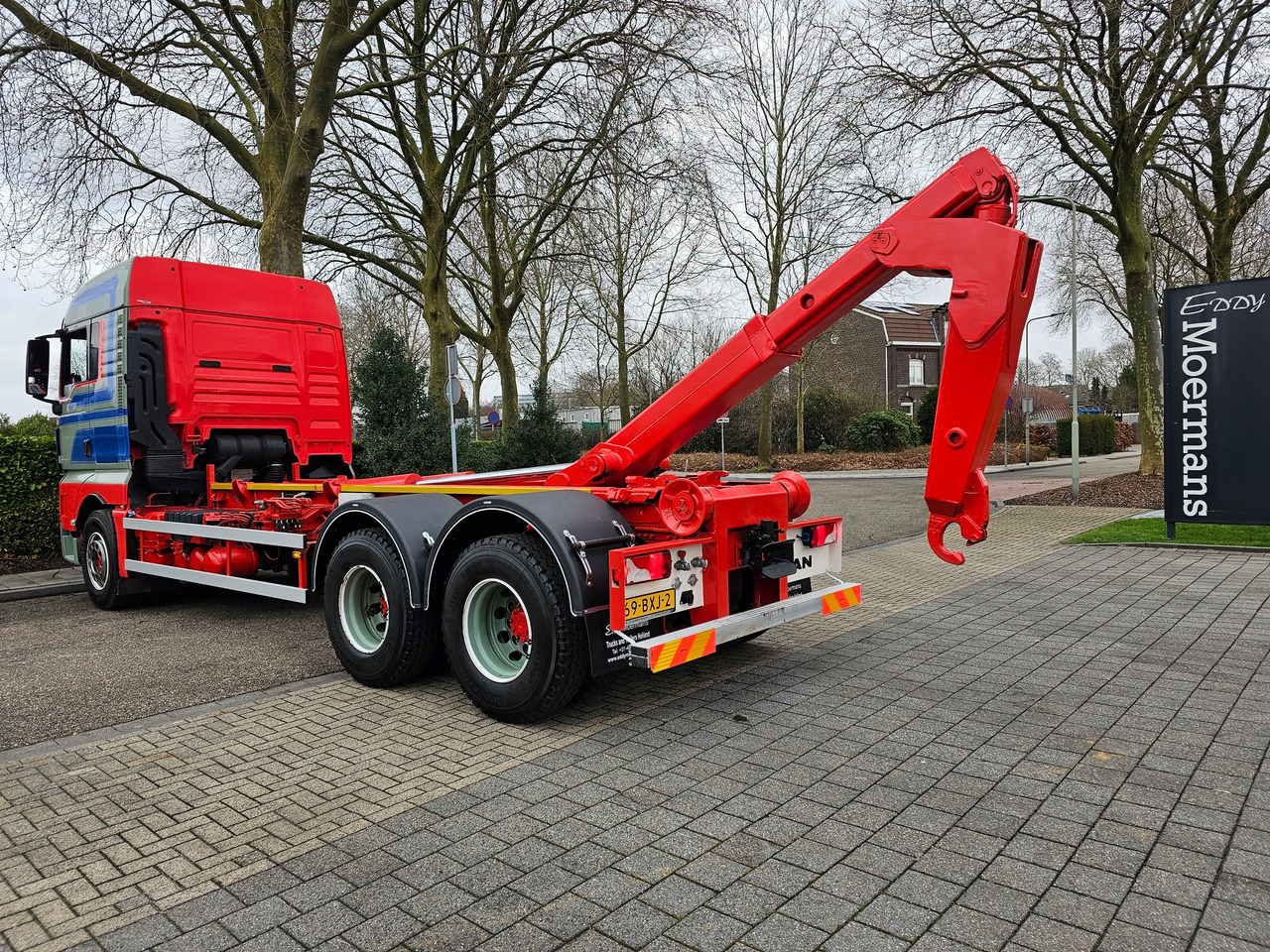 Hook lift truck MAN TGX 26.560 XLX 6X4