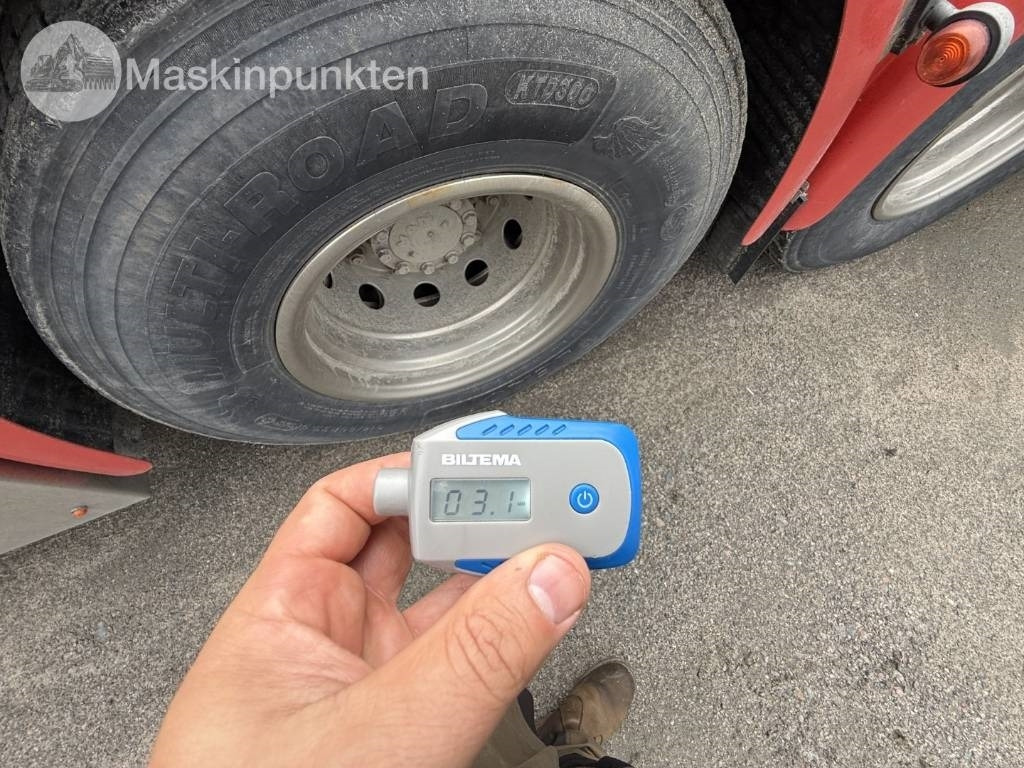 Hook lift truck MAN TGX 35.500 EKIPAGE