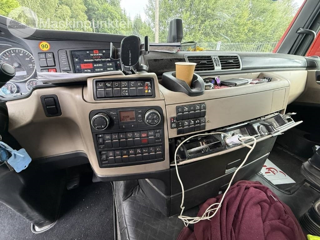 Hook lift truck MAN TGX 35.500 EKIPAGE