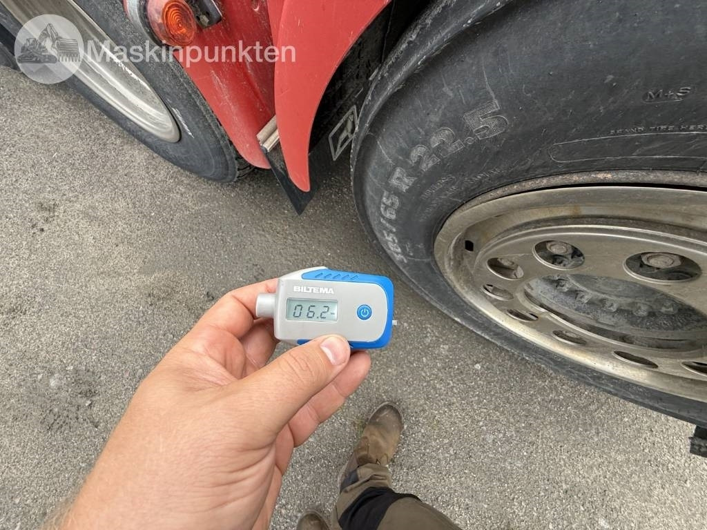 Hook lift truck MAN TGX 35.500 EKIPAGE