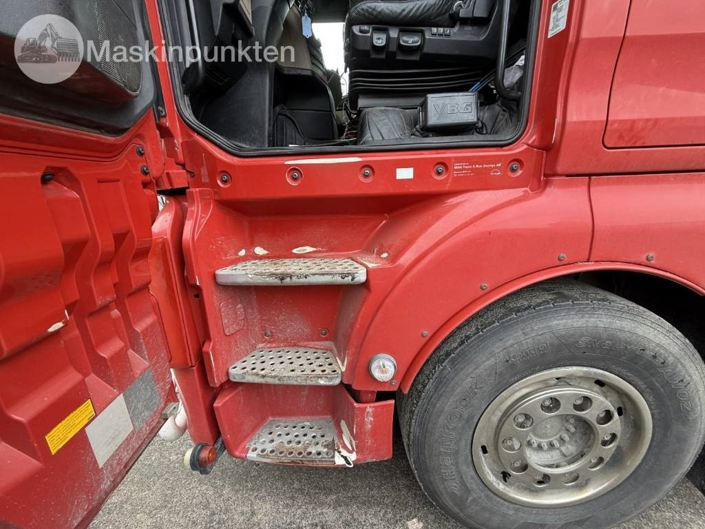 Hook lift truck MAN TGX 35.500 EKIPAGE