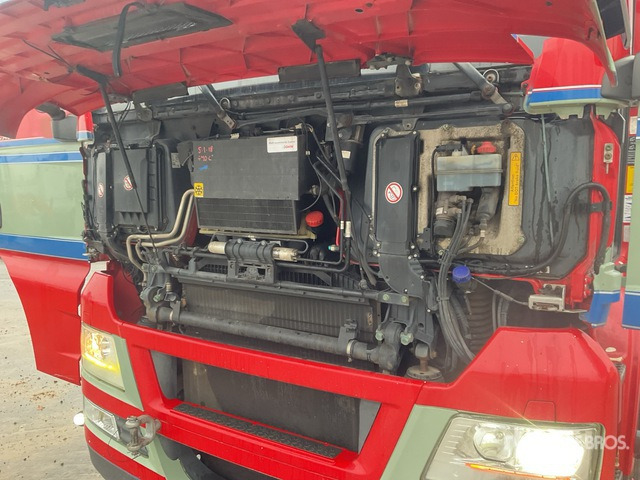 Hook lift truck MAN TGX 35.540 Hooklift Truck