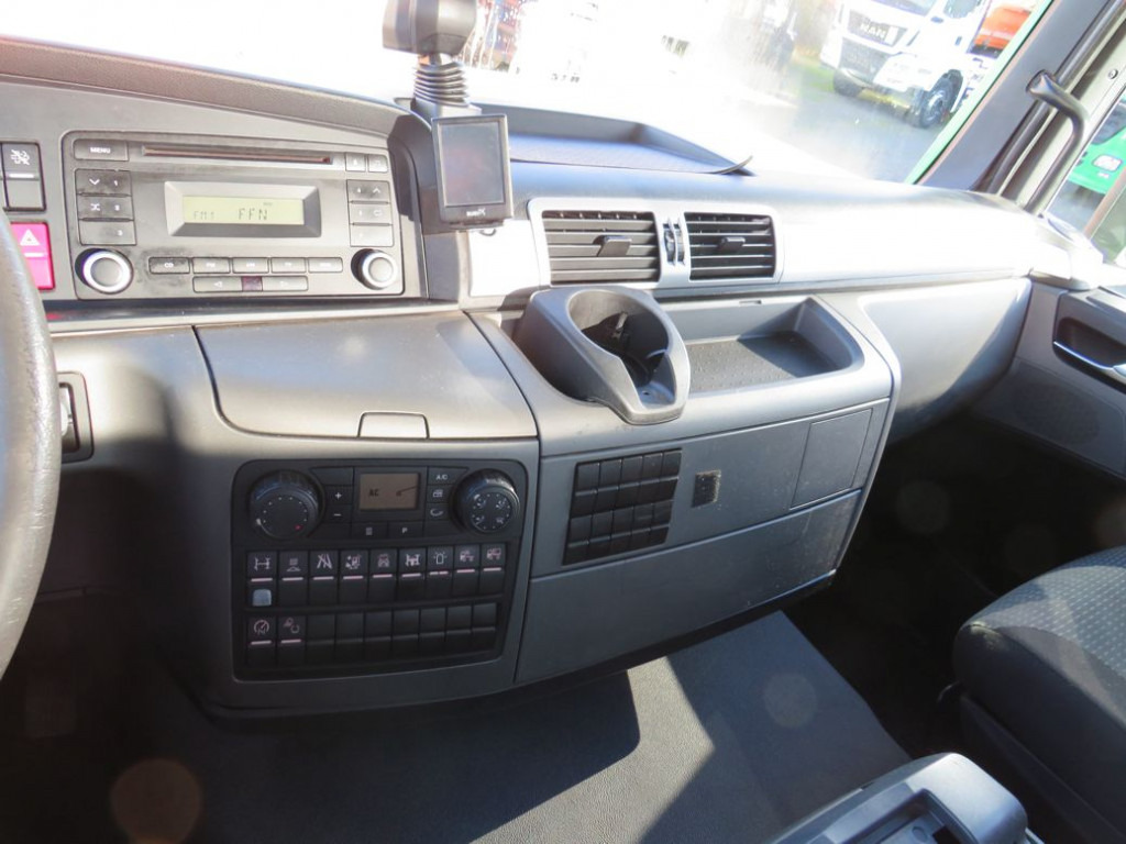 Hook lift truck MAN TG-S 18.320 BL Abrollkipper