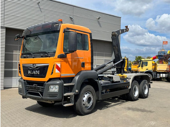Hook lift truck MAN TG-S 26.460 6x4 BB Abrollkipper kurzer Radstand