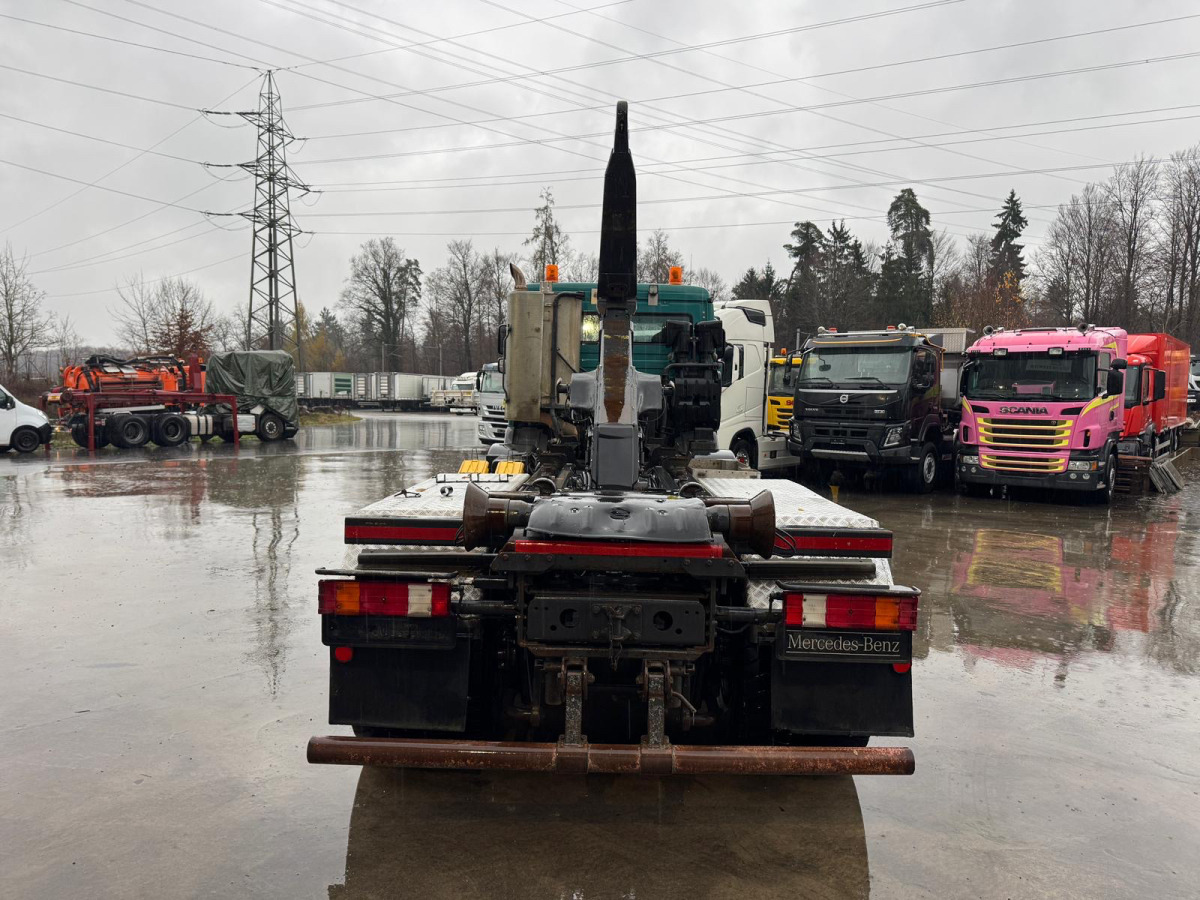 Hook lift truck MERCEDES Actros 3248 8x4 Hiab 26T SWS