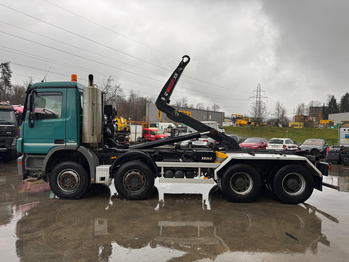 Hook lift truck MERCEDES Actros 3248 8x4 Hiab 26T SWS