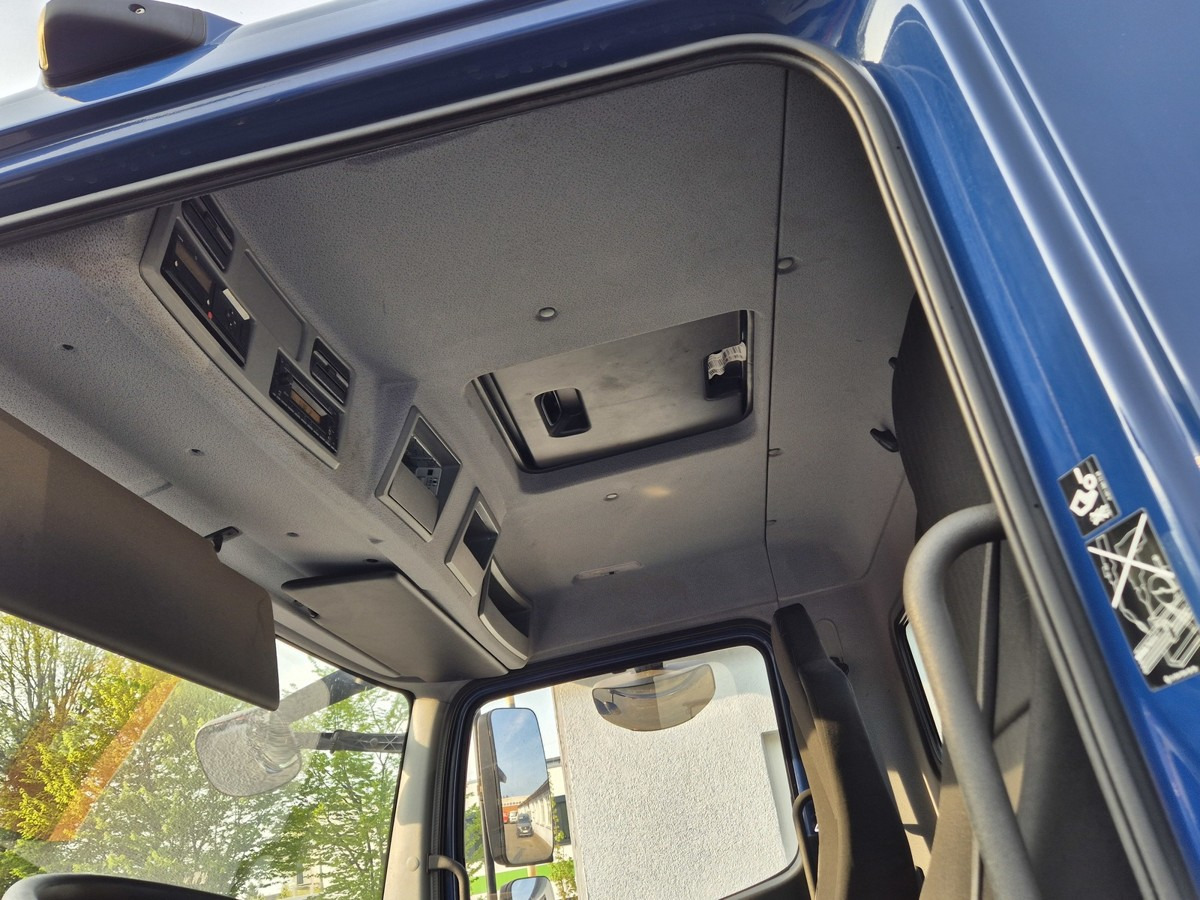 Hook lift truck MERCEDES-BENZ 1224 L Atego City Abrollkipper NEU AHK Euro 6