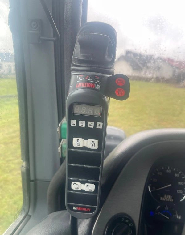 Hook lift truck MERCEDES-BENZ ACTROS 2648 SPECJALNY PłUG 6X4!!!