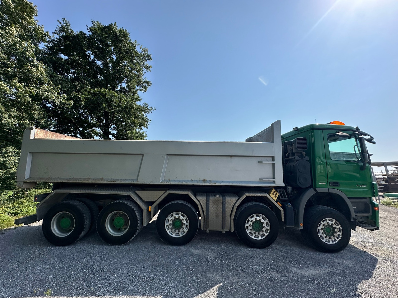 Hook lift truck MERCEDES-BENZ Actros 4455 10x4 Moser