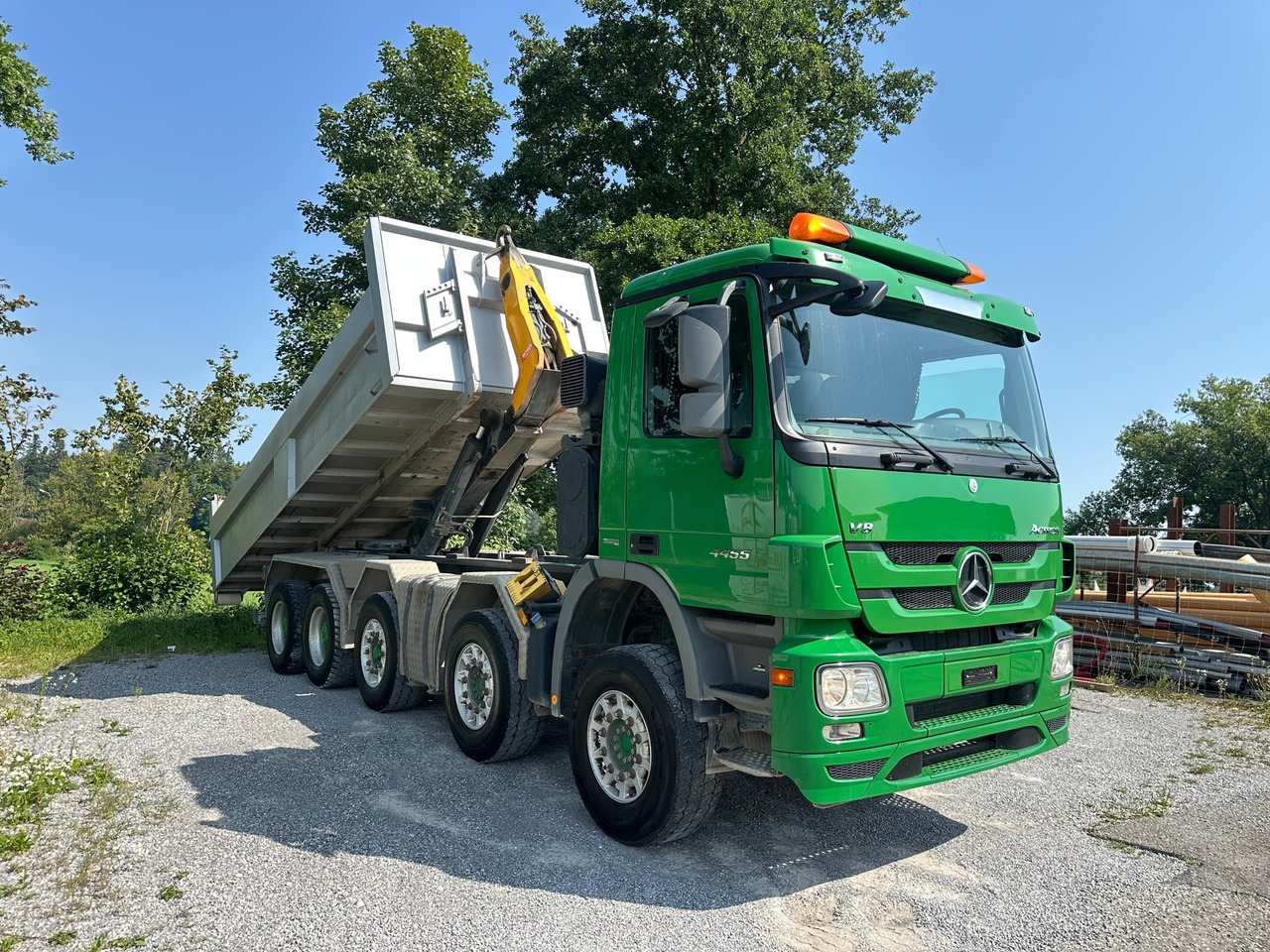 Hook lift truck MERCEDES-BENZ Actros 4455 10x4 Moser
