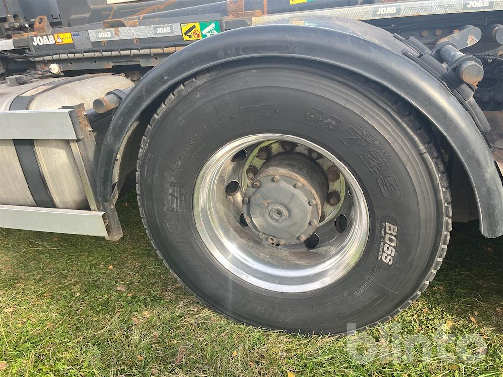 Hook lift truck MERCEDES-BENZ Arocs 3251 8x4