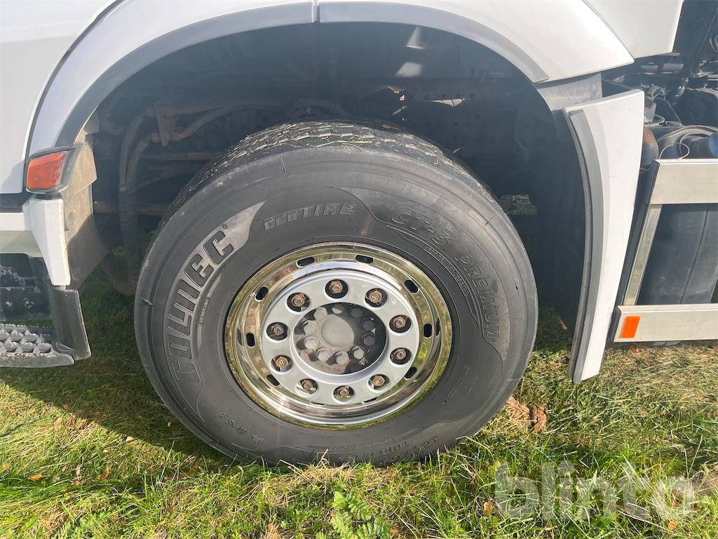 Hook lift truck MERCEDES-BENZ Arocs 3251 8x4