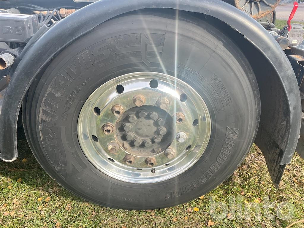 Hook lift truck MERCEDES-BENZ Arocs 3251 8x4