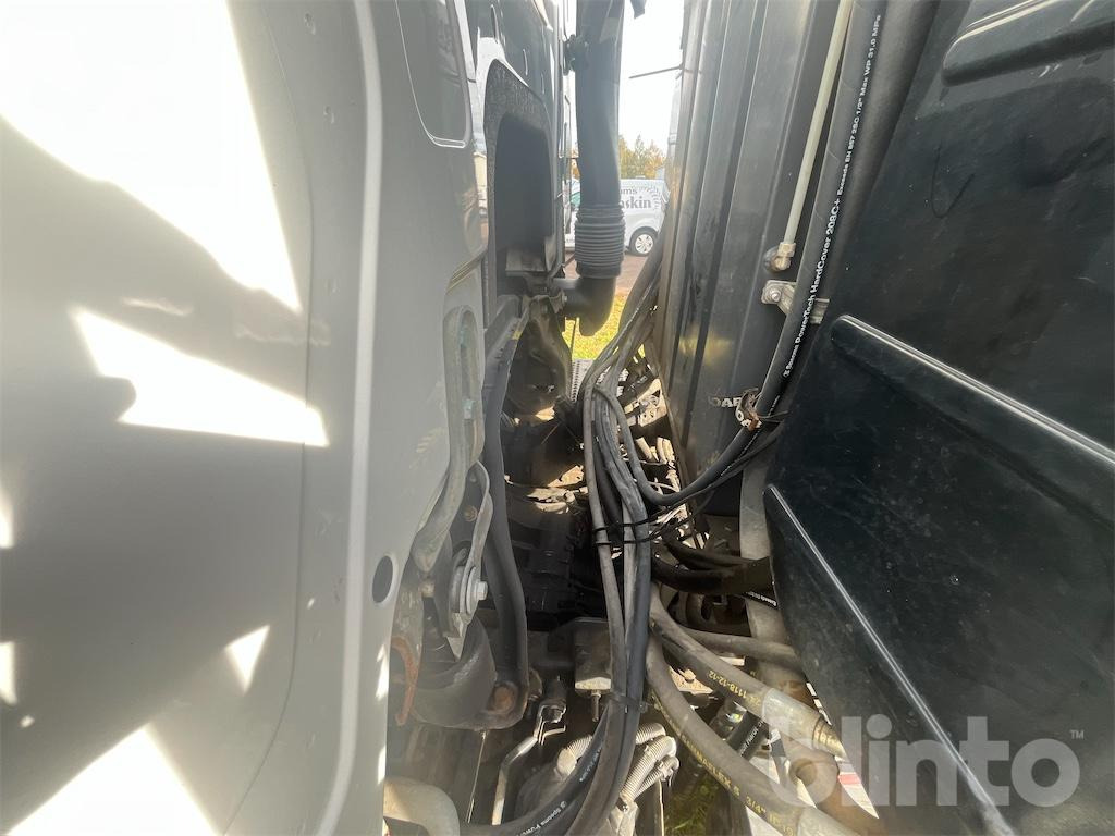 Hook lift truck MERCEDES-BENZ Arocs 3251 8x4