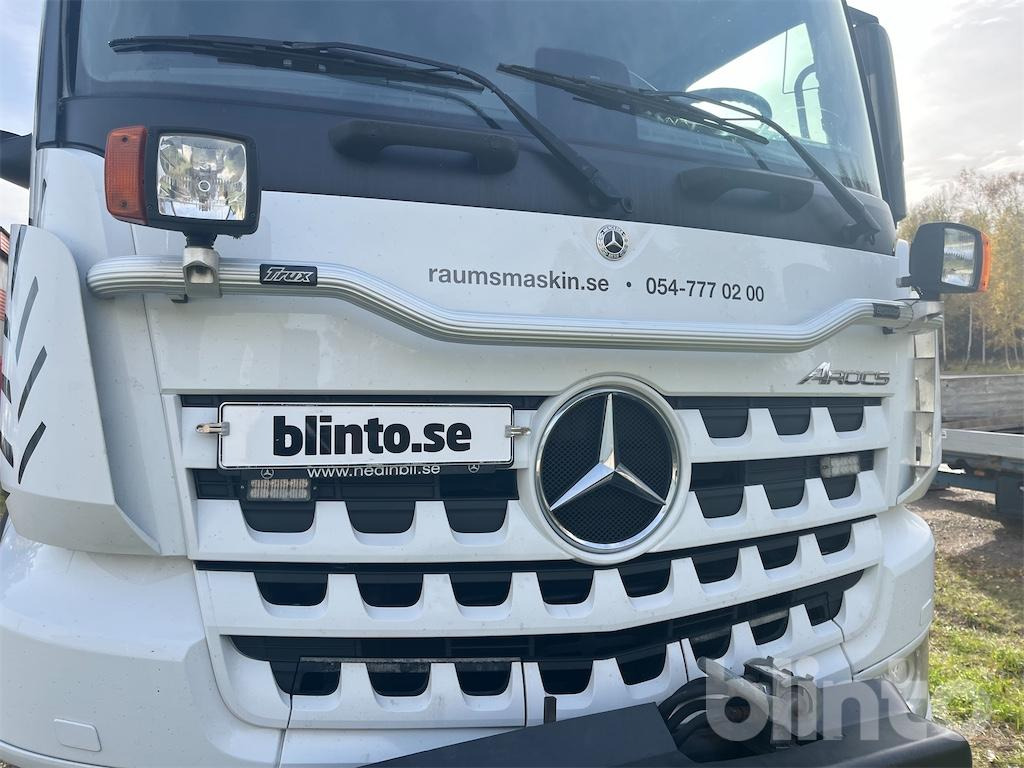 Hook lift truck MERCEDES-BENZ Arocs 3251 8x4