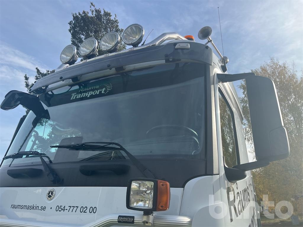 Hook lift truck MERCEDES-BENZ Arocs 3251 8x4