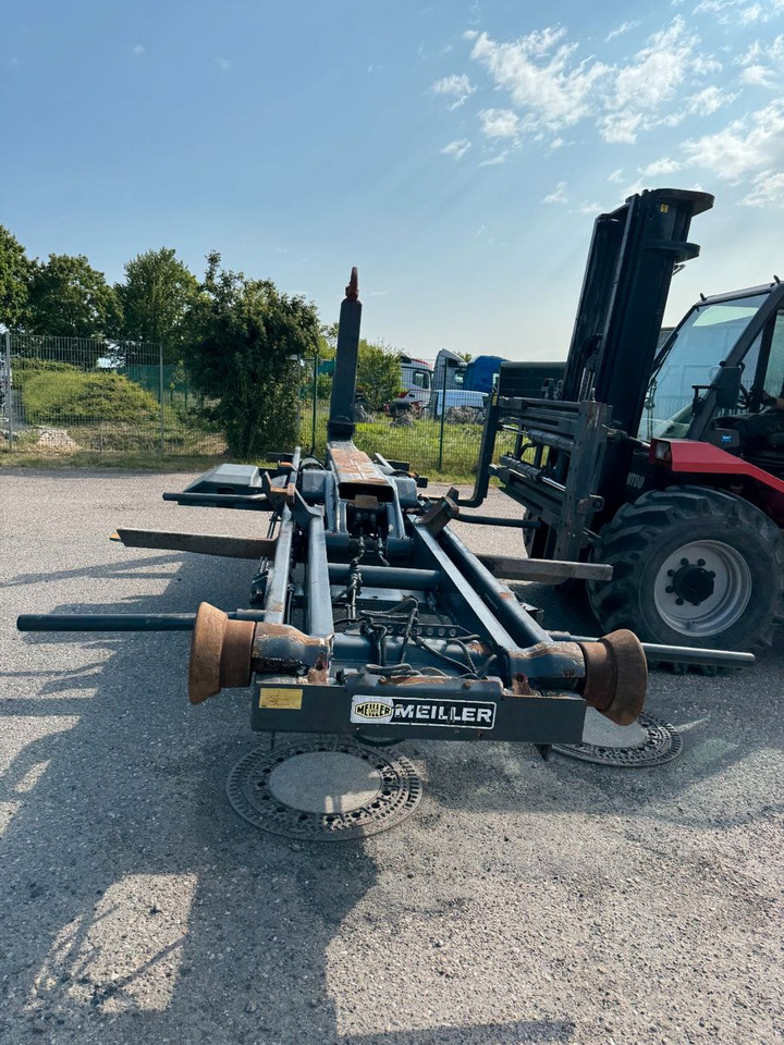 Hook lift truck Meiller Abrollaufbau RK 20,65