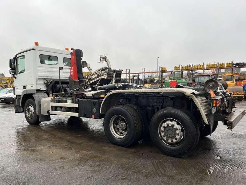 Hook lift truck Mercedes ACTROS 2544