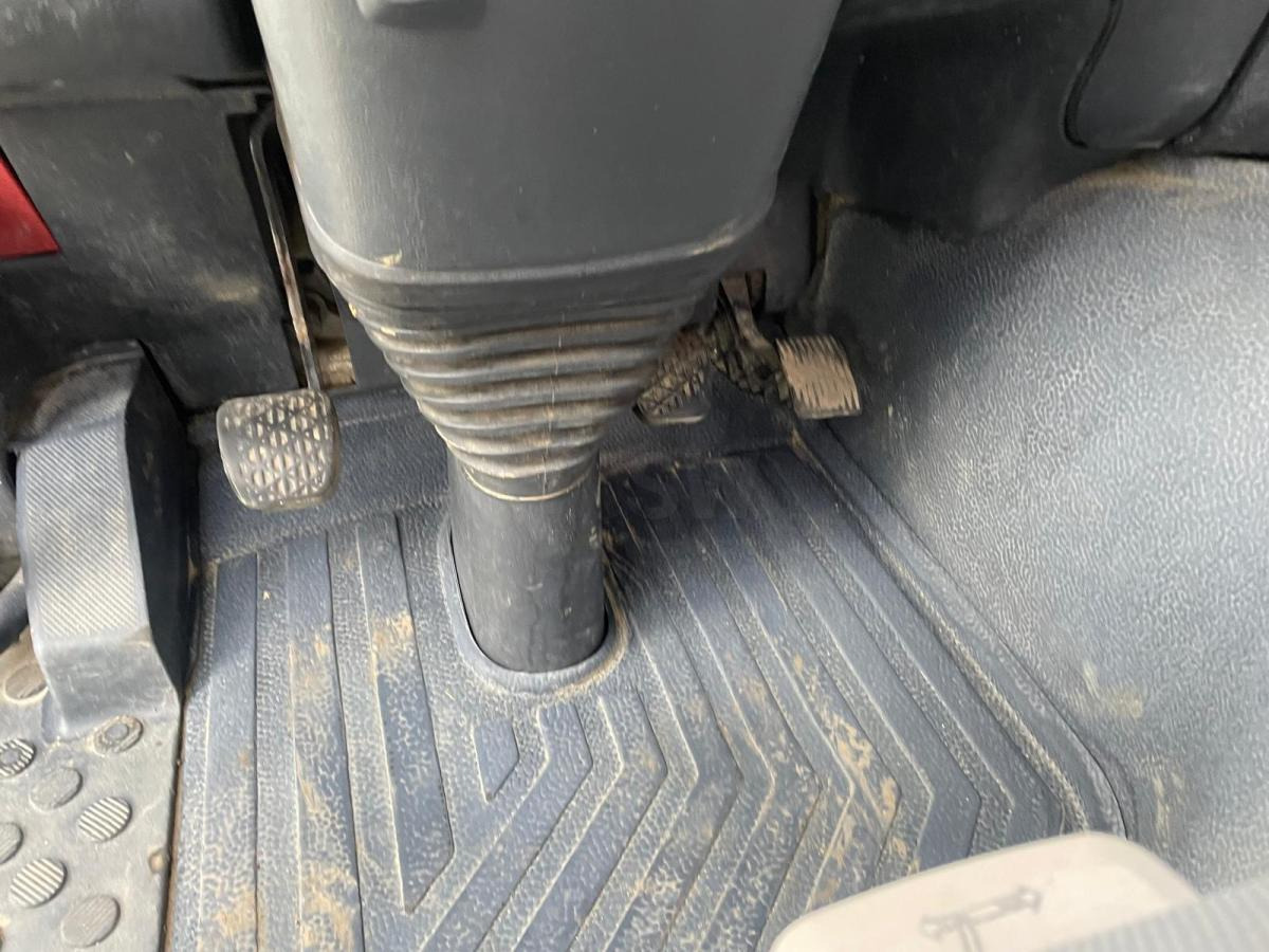 Hook lift truck Mercedes Actros 2631