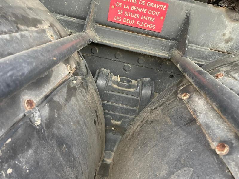 Hook lift truck Mercedes Actros 2631