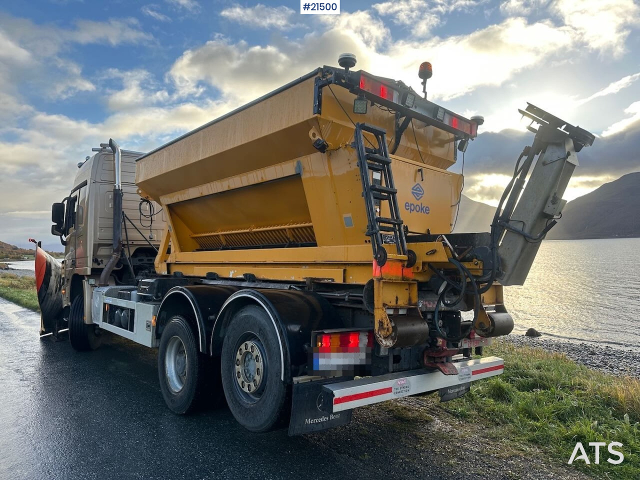 Hook lift truck Mercedes Actros 2848 4x4+2 brøyterigget krokbil