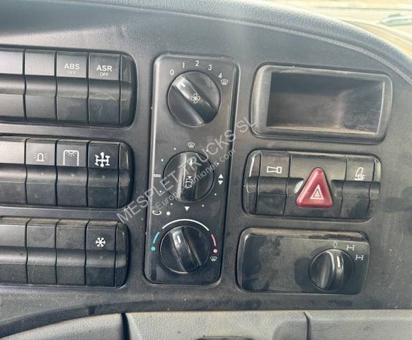 Hook lift truck Mercedes Actros 3346