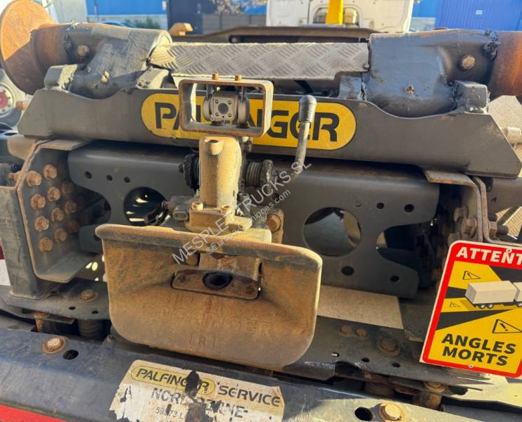 Hook lift truck Mercedes Antos 1843