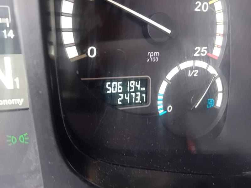 Hook lift truck Mercedes Antos 2643