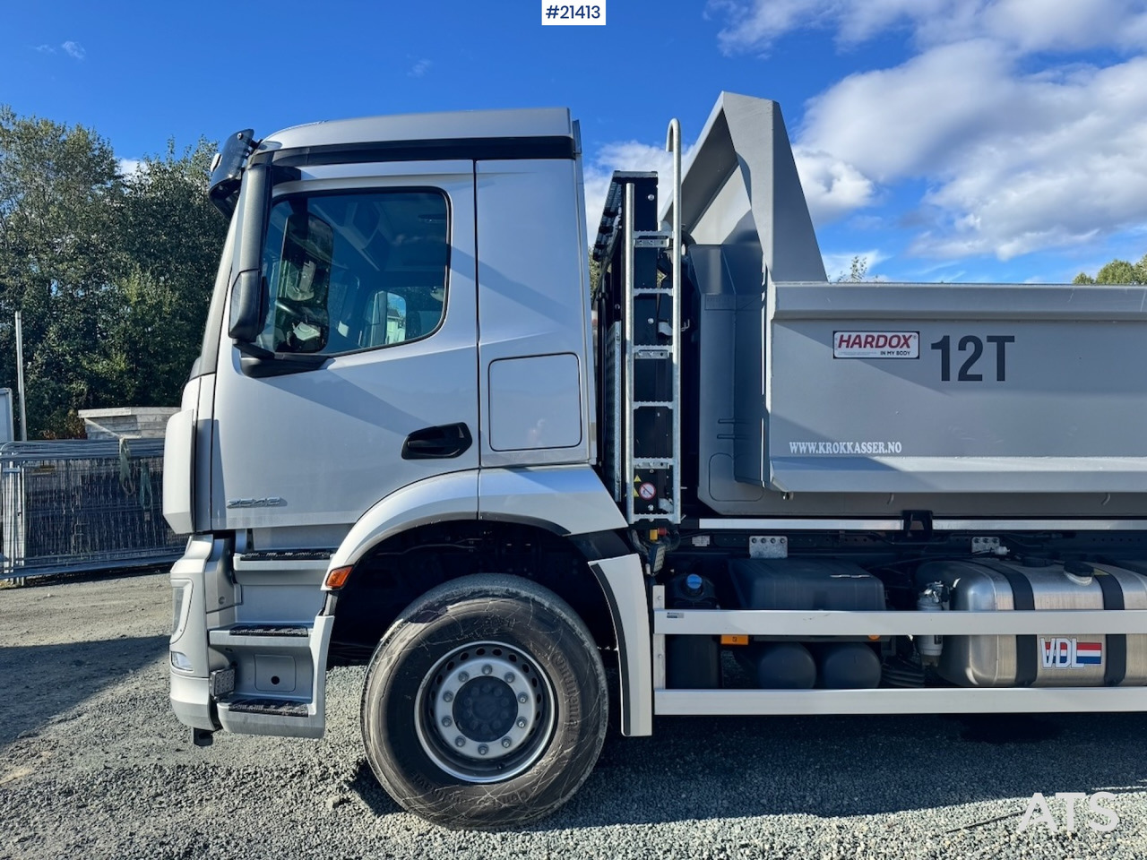 Hook lift truck Mercedes Arocs 2543