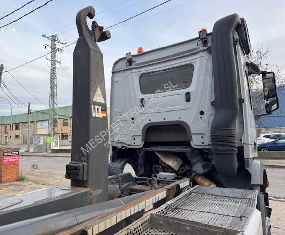 Hook lift truck Mercedes Arocs 2643