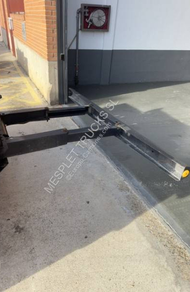 Hook lift truck Mercedes Arocs 2645 K