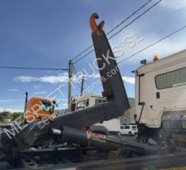 Hook lift truck Mercedes Arocs 2845