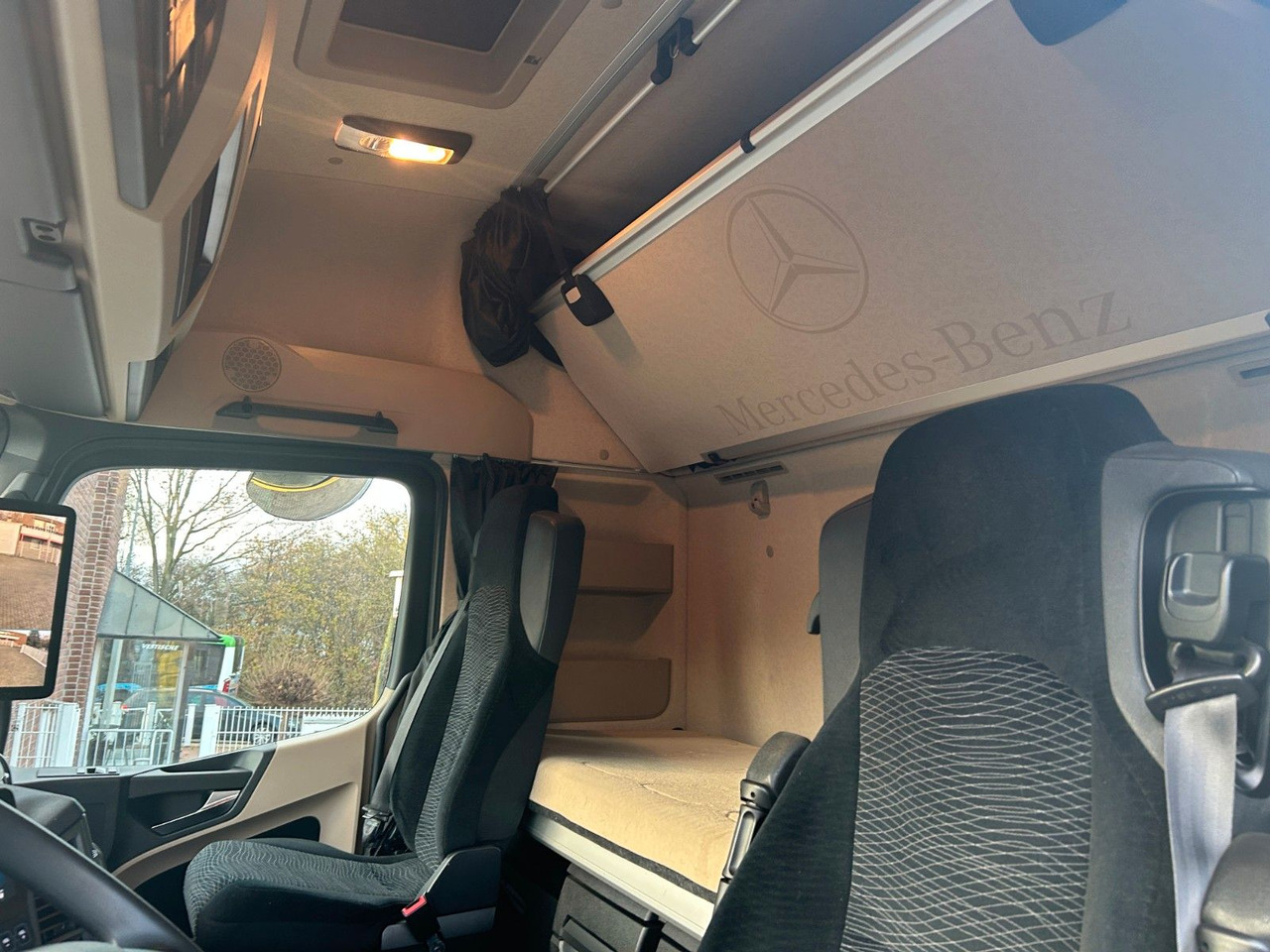 Hook lift truck Mercedes-Benz 2545 Actros MEILLER Abroller 6x2