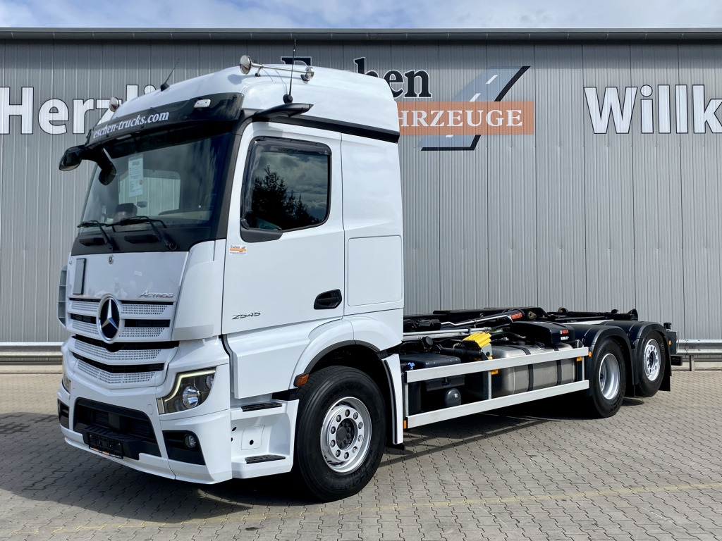 Hook lift truck Mercedes-Benz 2545 L 6x2 Actros MP5