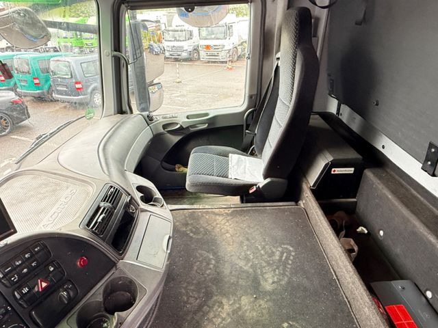 Hook lift truck Mercedes-Benz 2644