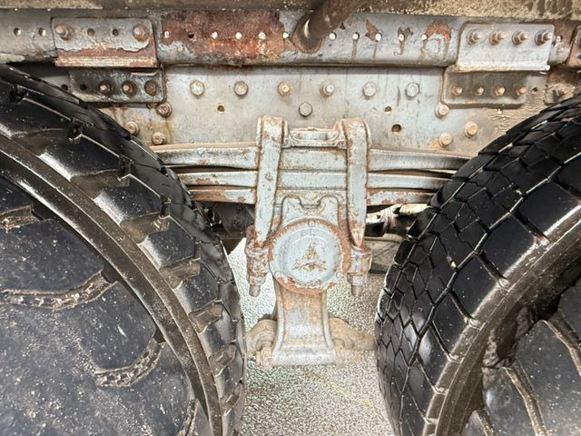 Hook lift truck Mercedes-Benz 2644