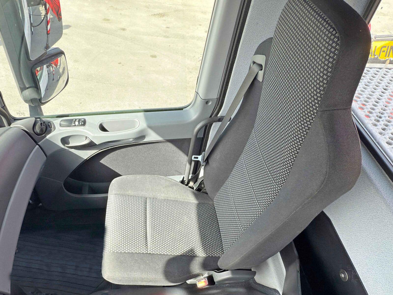 Hook lift truck Mercedes-Benz ACTROS 2536