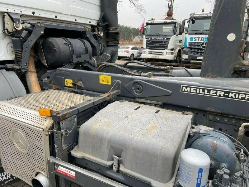 Hook lift truck Mercedes-Benz ACTROS 2644