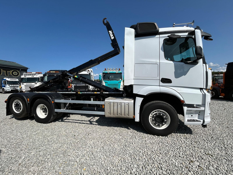 Hook lift truck Mercedes-Benz AROCS + JOAB 20t | TULOSSA