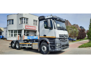 Hook lift truck Mercedes-Benz Actros 2542 KING HZ-20R