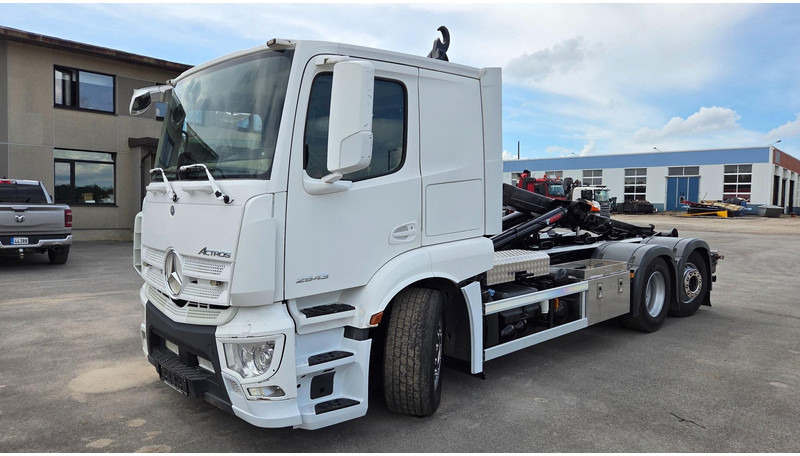 Hook lift truck Mercedes-Benz Actros 2543 6X2*4