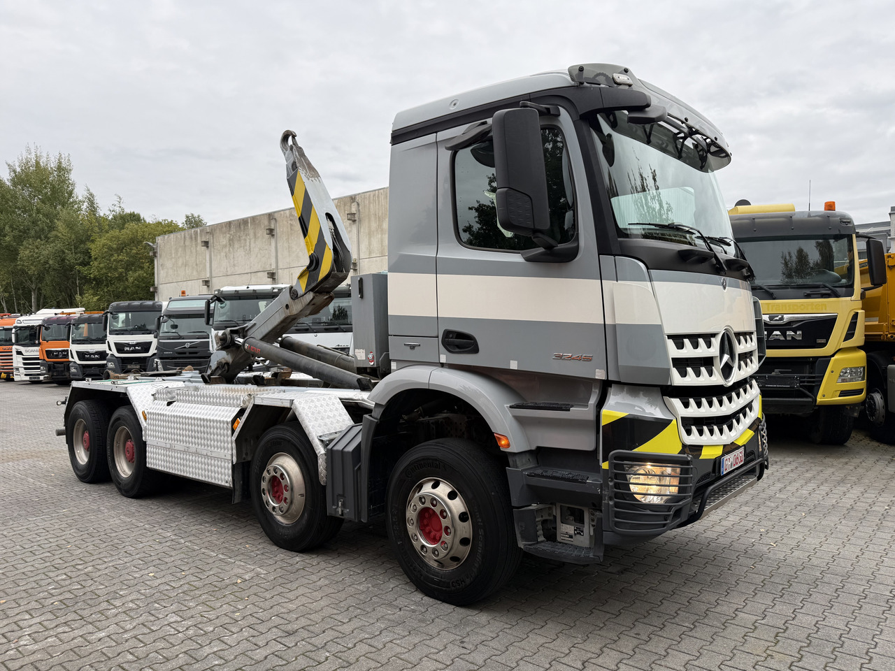 Hook lift truck Mercedes-Benz Arocs 3245 K 8X4 Haken