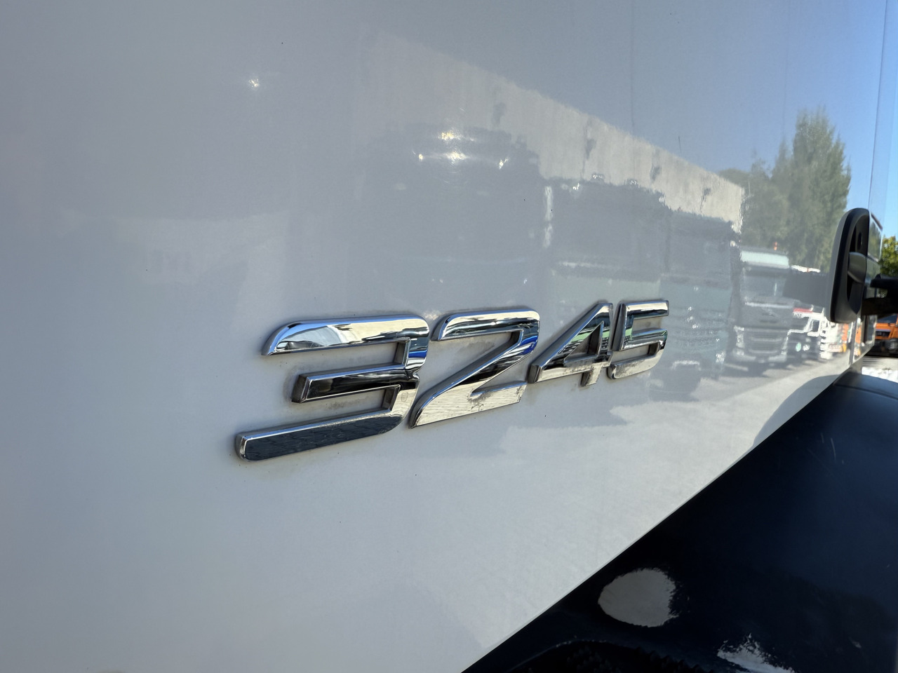 Hook lift truck Mercedes-Benz Arocs 3245 K 8X4 Haken