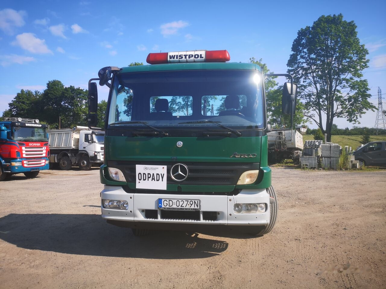 Hook lift truck Mercedes-Benz Atego 1218
