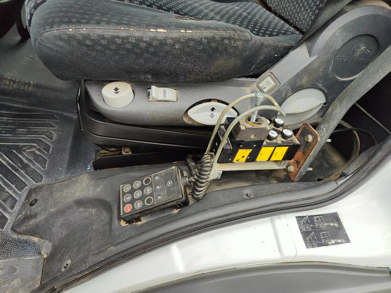 Hook lift truck Mercedes-Benz Atego 1218 Containersystem / Hooklift Hyvalift